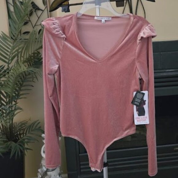 NWT Celebrity Pink velvet pink bodysuit sz medium - Picture 2 of 4